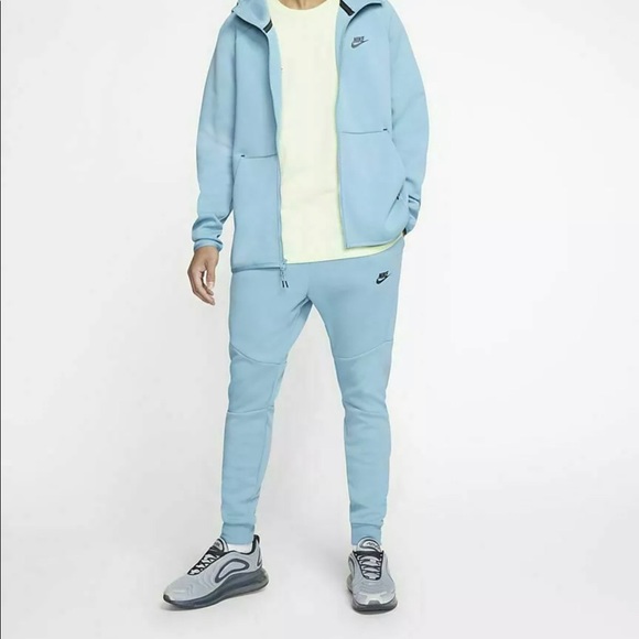 nike tracksuit mens tech fleece